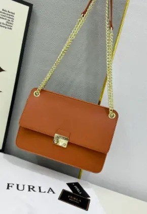 FURLA 28CM