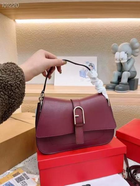 FURLA 26CM