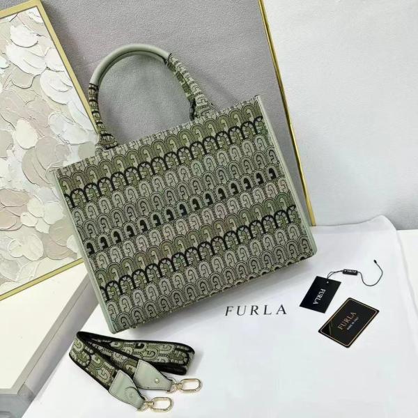 FURLA 37CM