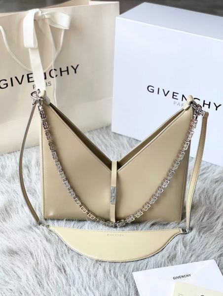 GIVENCHY 27CM