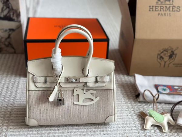 HERMES 25CM