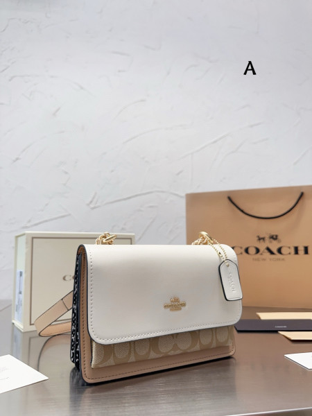 COACH 21CM
