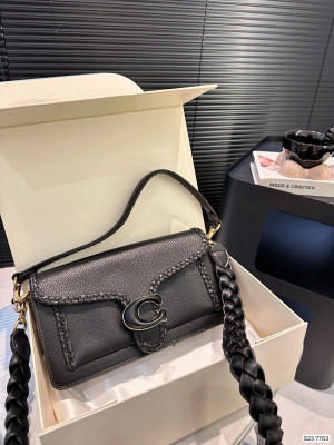 COACH 26CM