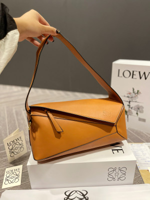 LV 29CM
