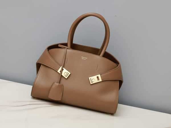 FERRAGAMO 32CM