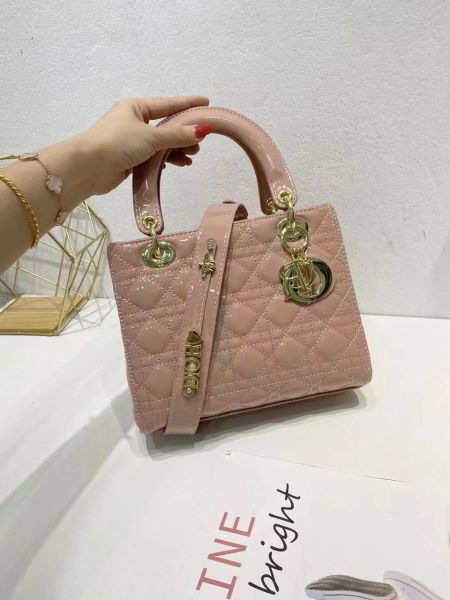 DIOR 24CM