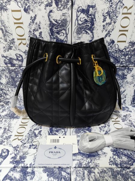 DIOR 27CM