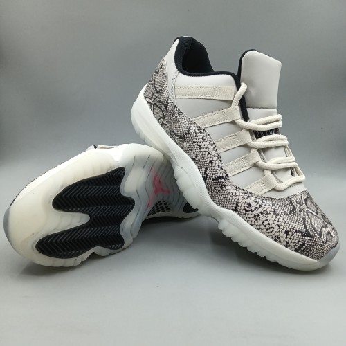 Nike Air Jordan 11 Low Women Shoes