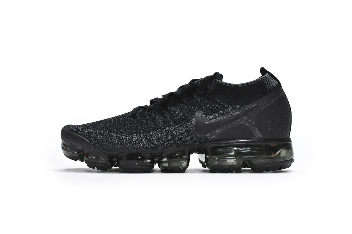 vapormax 2 black white