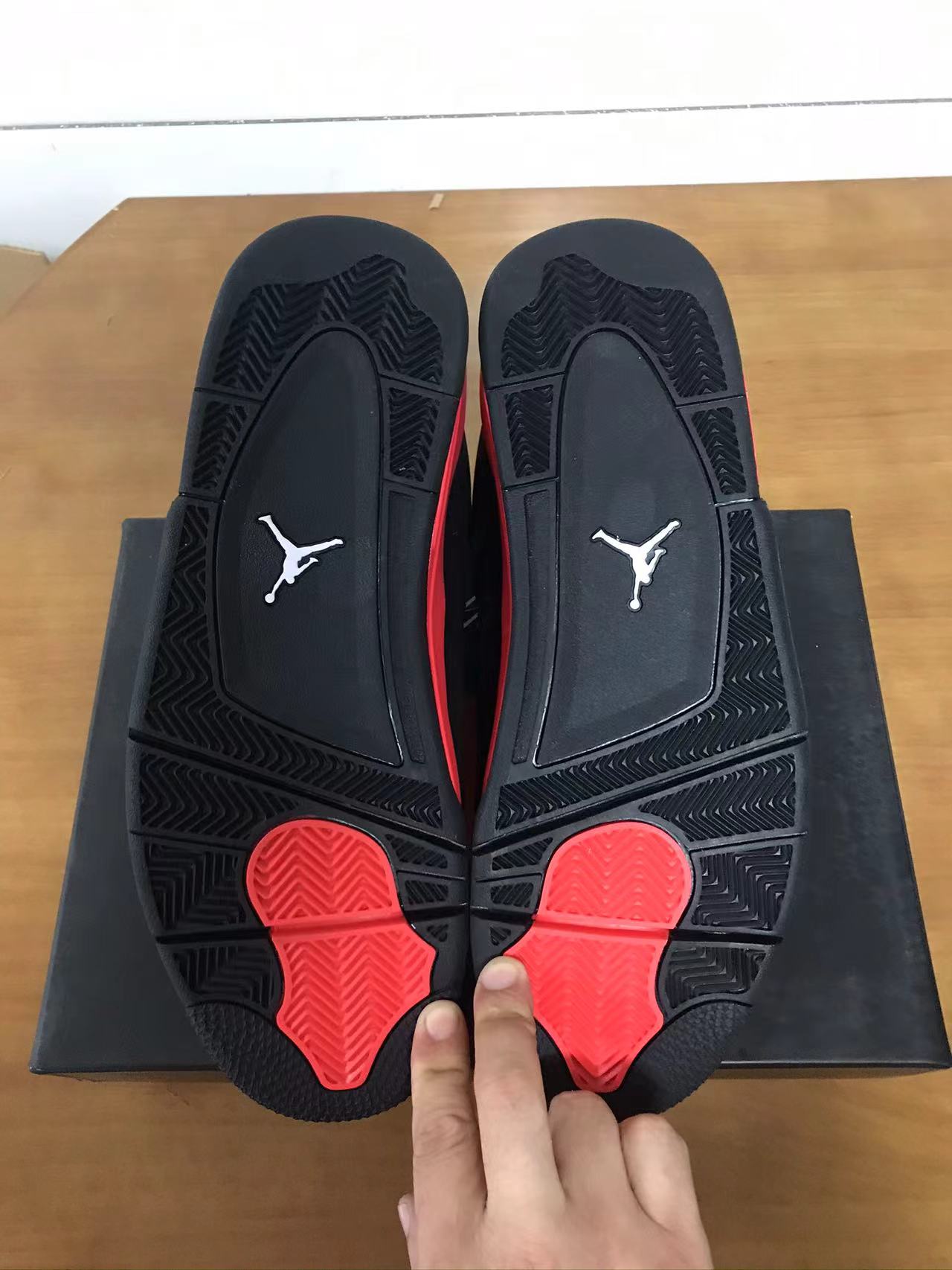 mangomeee,replica jordan 4,best fake sneaker