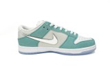 OG APRIL SKATEBOARDS × Nike Dunk SB Low Frozen Roses FD2562-400