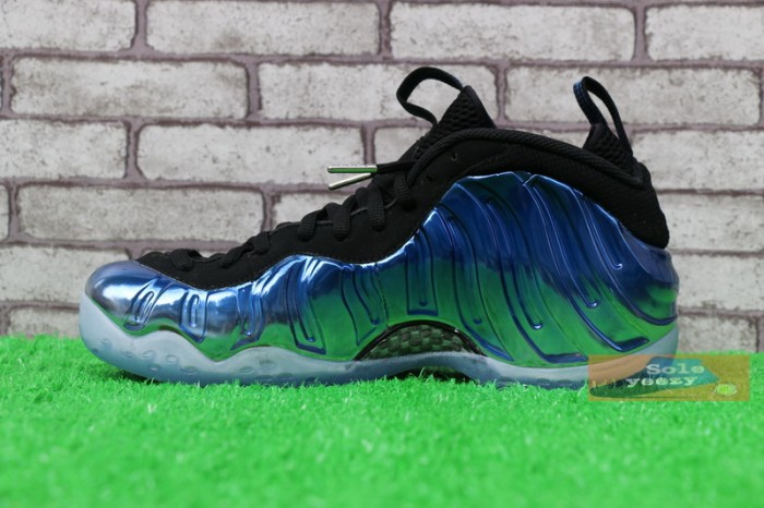 Authentic Nike Air Foamposite One “Blue Mirror”