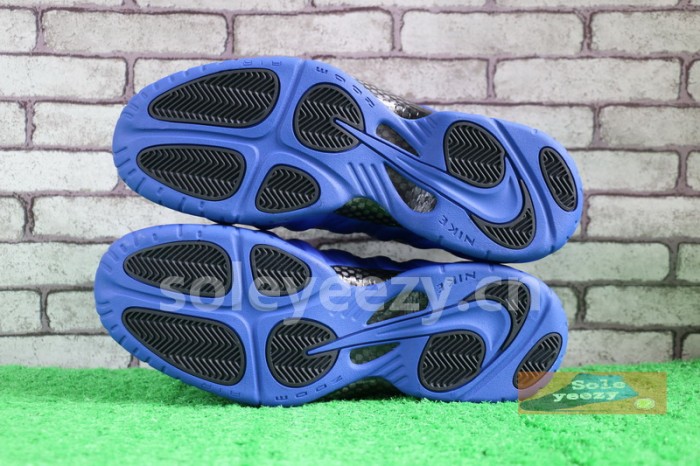 Authentic Nike Air Foamposite Pro “Hyper Cobalt”