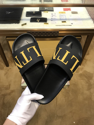 VT Men slippers AAA-018