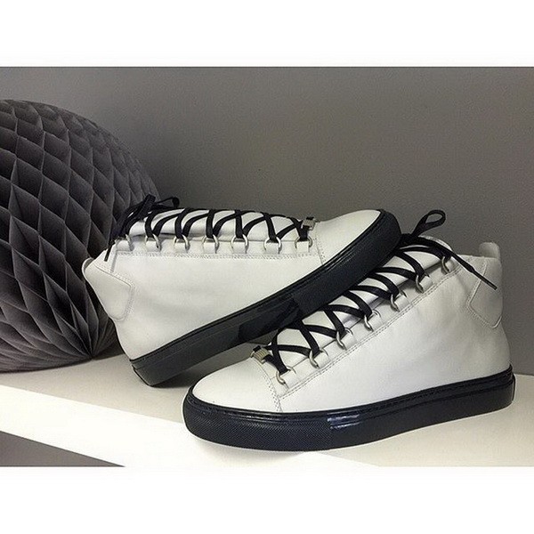 B Arena High End Sneaker-026