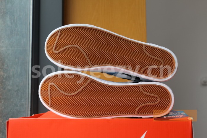 Authentic Sacai x Nike Blazer Mid BV0072-001