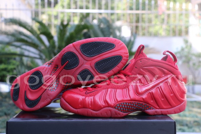 Nike Air Foamposite Pro “Red October”