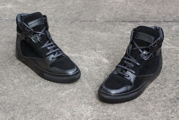B Arena High End Sneaker-012