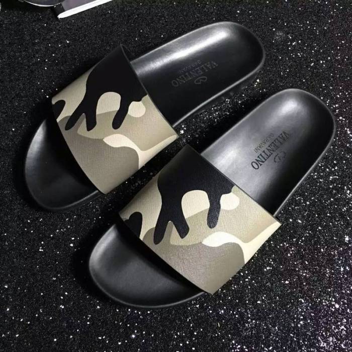 VT Men slippers AAA-010
