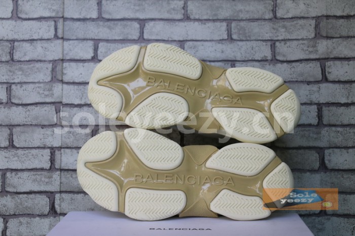 B 17FW Tripe-S High End Sneaker-002