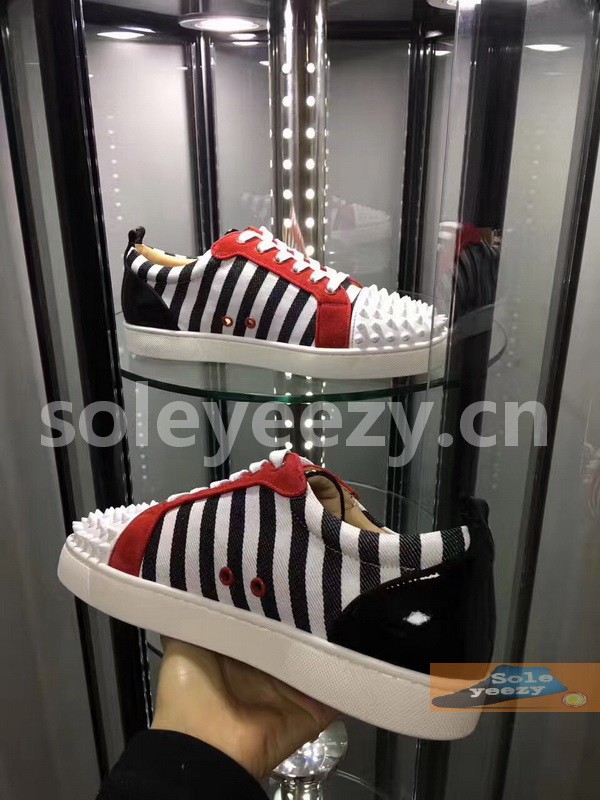 Super Max Christian Louboutin Shoes-672