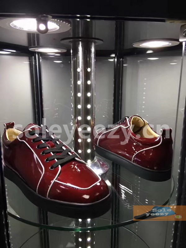 Super Max Christian Louboutin Shoes-677