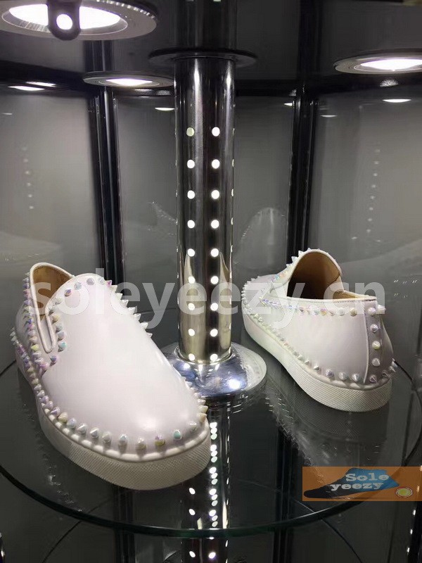 Super Max Christian Louboutin Shoes-666