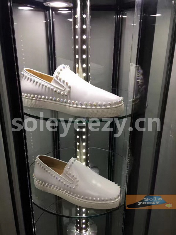 Super Max Christian Louboutin Shoes-666