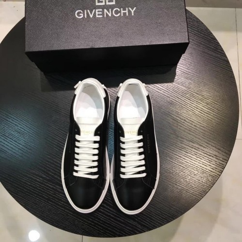Super Max Givenchy Shoes-016