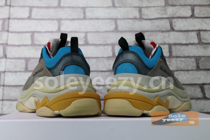 B 17FW Tripe-S High End Sneaker-003