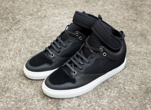 B Arena High End Sneaker-009