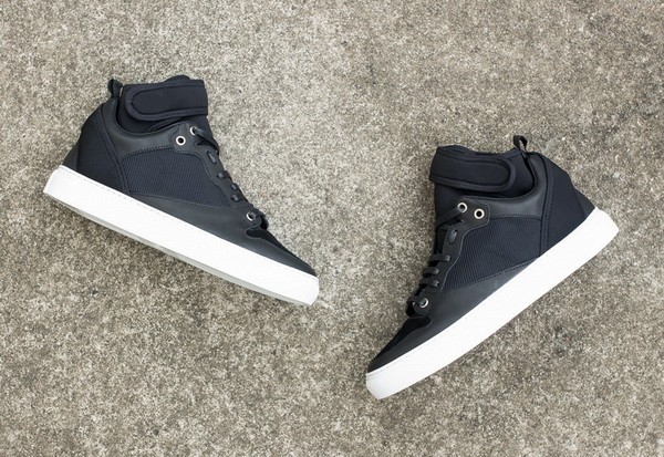 B Arena High End Sneaker-009