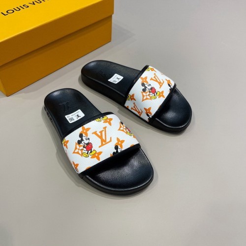 LV women slippers AAA-195