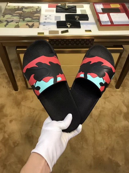 VT Men slippers AAA-035