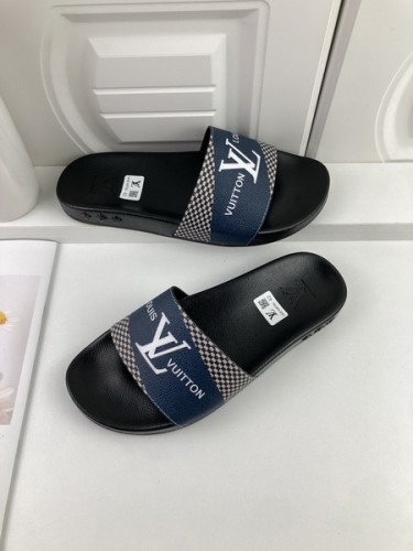 LV women slippers AAA-337