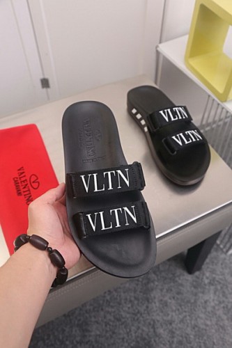 VT Men slippers AAA-072