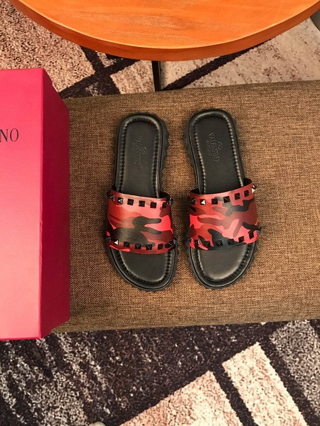 VT Men slippers AAA-025