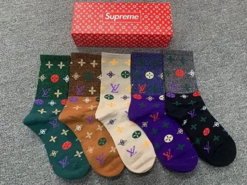 LV Socks-017