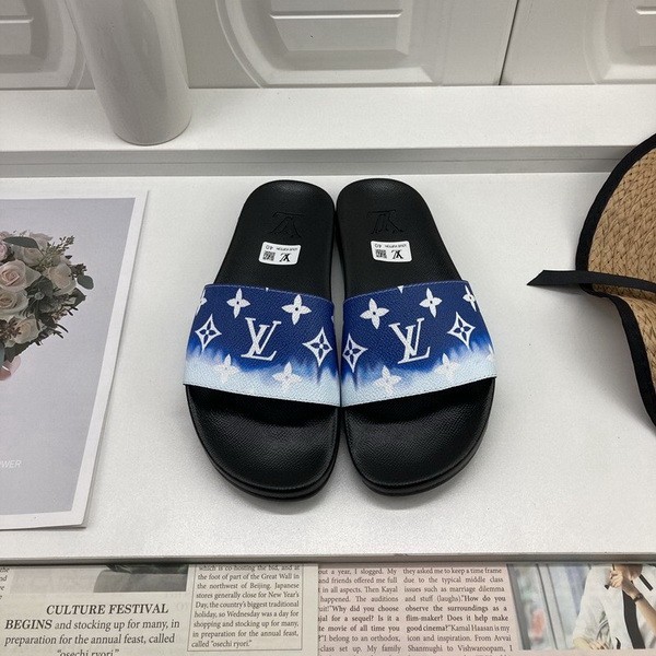 LV men slippers AAA-946