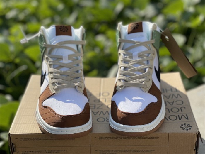 Authentic Nike Dunk High “Toasty”