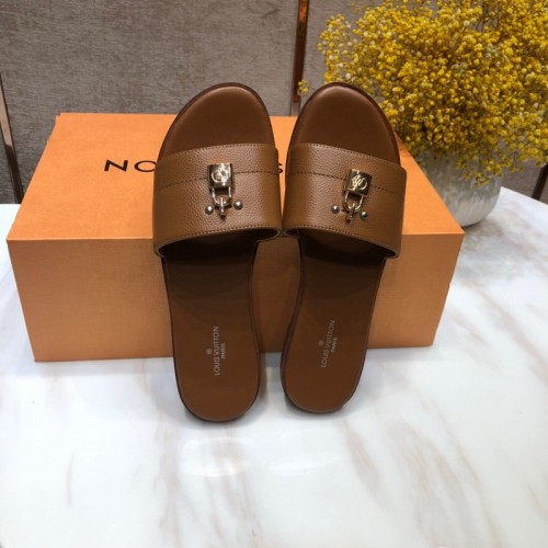 LV Sandals 1;1 Quality-070