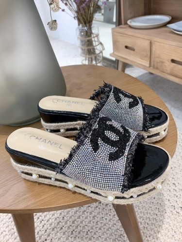 CHNL women slippers AAA-221