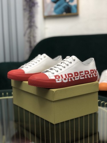Burberry men shoes 1：1 quality-267