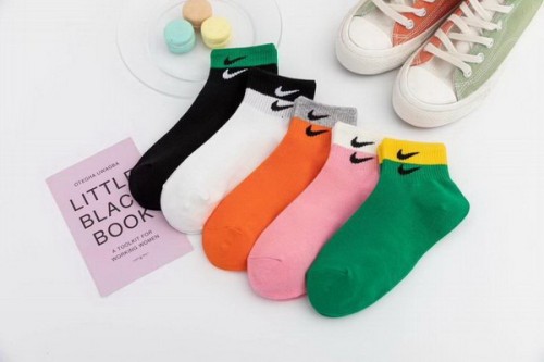 Nike Socks-036