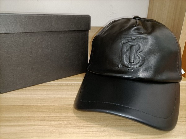 Burrerry Hats AAA-353