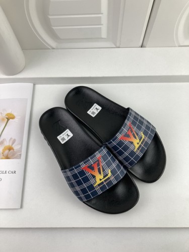 LV men slippers AAA-1149