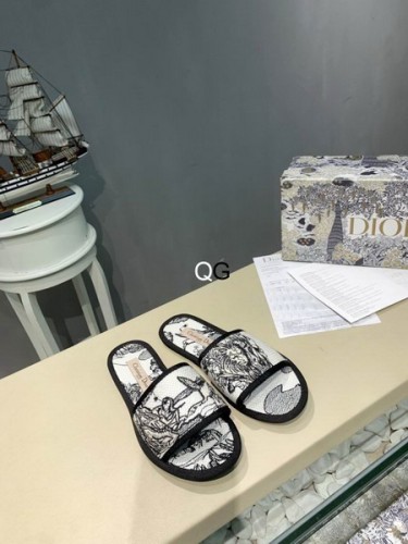 Dior women slippers 1：1 quality-077