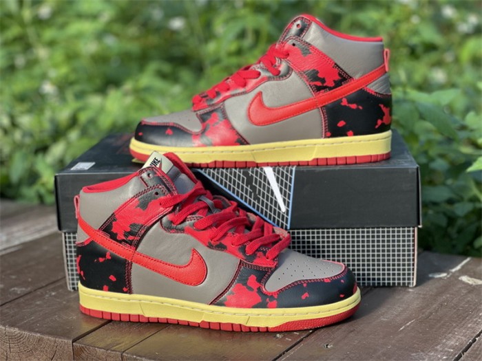 Authentic Nike Dunk High 1985  red-acid-wash