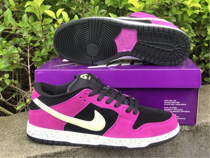 Authentic Nike SB Dunk Low“Red Plum”