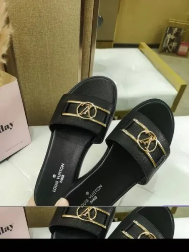LV women slippers AAA-098